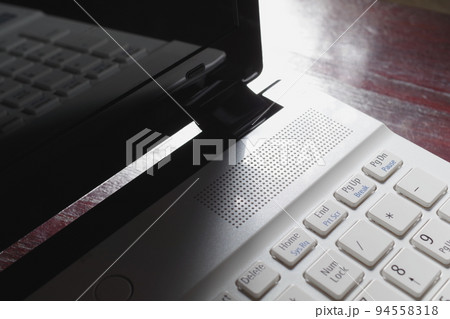 キーボード 94558318