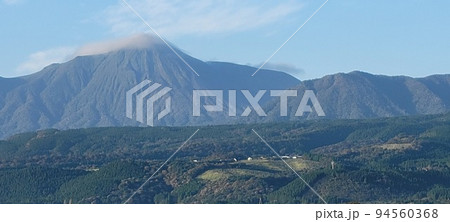 美しい山並み 94560368