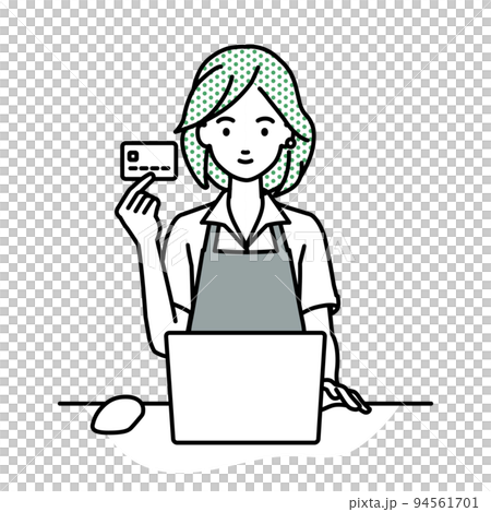 デスクで座ってPCを使いながらクレジットカードを手に持っている店員の女性 デスクで座ってPCを使いながらクレジットカードを手に持っている店員の女性 94561701