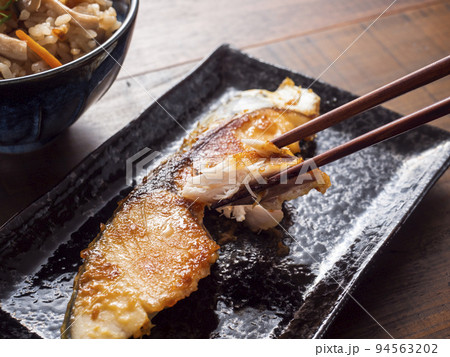 鰆の西京焼き 94563202