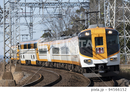 近鉄サニーカー&30000系ビスタカー(小俣~宮町) 94566152