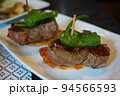 スペイン・サンセバスチャンのピンチョス料理 94566593