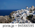ギリシャ・サントリーニ島の景色 94566595