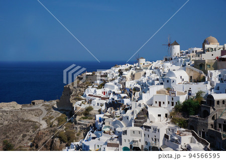 ギリシャ・サントリーニ島の景色 94566595