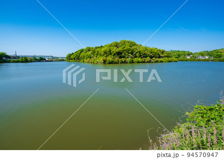 奈良県奈良市　ウワナベ古墳 94570947