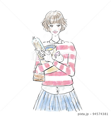 食品を購入した可愛い女性 94574381