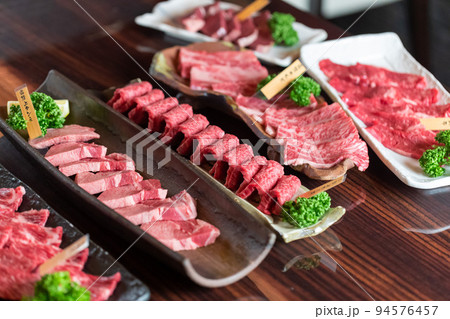 焼肉盛り合わせ 94576457