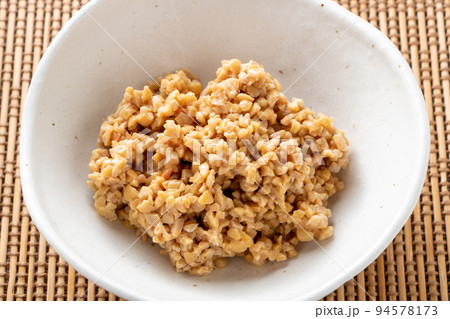 ひきわり納豆。 94578173