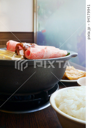 大腸 臭豆腐 臭い豆腐 94579941