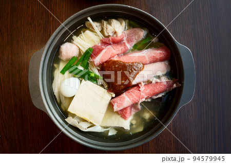 大腸 臭豆腐 臭い豆腐 94579945