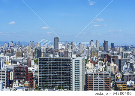 大阪　あべのハルカス16階庭園からの眺望 94580400