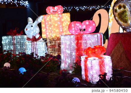 あすたむらんど徳島のクリスマスのイルミネーション あすたむらんど徳島のクリスマスのイルミネーション 94580450