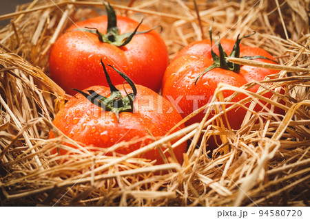 Fresh tomato- Healthy fruit for cooking Fresh tomato- Healthy fruit for cooking 94580720