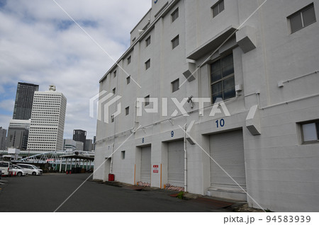 土佐堀川河岸のレトロビル 土佐堀川河岸のレトロビル 94583939