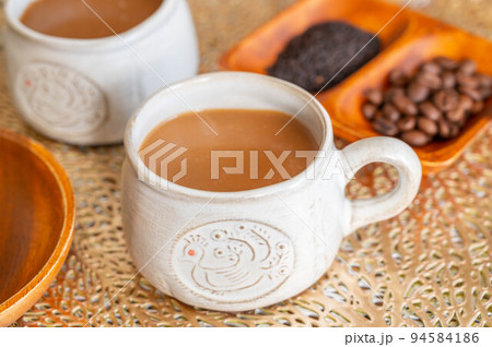 ミルク入り鴛鴦茶 ミルク入り鴛鴦茶 94584186