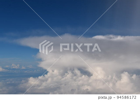 機上の雲 機上の雲 94586172