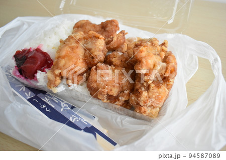 からあげ弁当 94587089