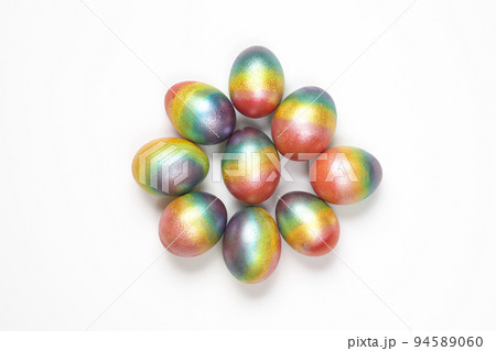 Easter eggs of different colors. Preparing for Easter Week. 94589060