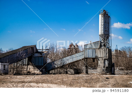 Old abandoned factory of reinforced concrete. 94591180