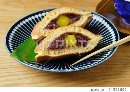 栗どら焼き 和菓子 栗どら焼き 和菓子 94591892