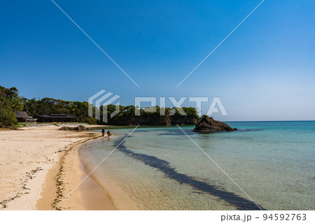 青い海と空 三宇田浜海水浴場 青い海と空 三宇田浜海水浴場 94592763