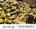 苔むした石仏（ゴア・ガジャ遺跡･バリ島／インドネシア） 94596661