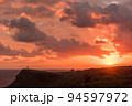 【沖縄県与那国島】与那国島の朝日 94597972