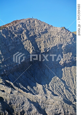 インドネシア、ジャワ島の聖山、ブロモ山 94599480