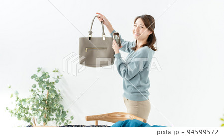 中古　古着　リユース　スマートフォン　女性 94599572