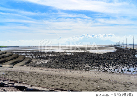 海の中を歩く長部田海床路(ながべたかいしょうろ)からのパノラマ風景 海の中を歩く長部田海床路(ながべたかいしょうろ)からのパノラマ風景 94599985