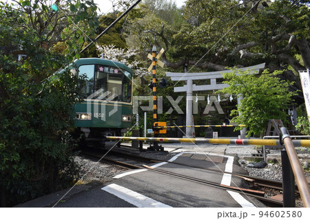御霊神社、江ノ電、鎌倉市坂ノ下 御霊神社、江ノ電、鎌倉市坂ノ下 94602580
