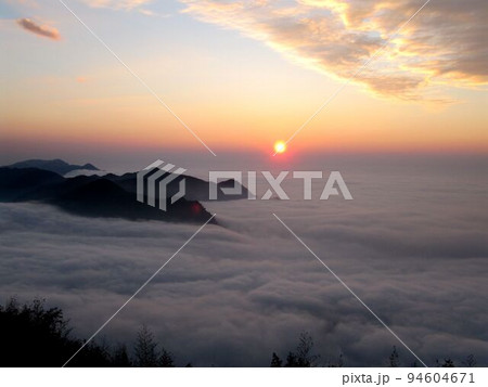 阿里山 南投 玉山 94604671