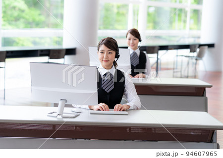 カスタマーサポート 94607965