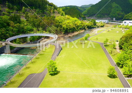 日吉ダム/円形展望橋(京都府南丹市日吉町) 日吉ダム/円形展望橋(京都府南丹市日吉町) 94608891