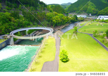 日吉ダム/円形展望橋(京都府南丹市日吉町) 日吉ダム/円形展望橋(京都府南丹市日吉町) 94608893