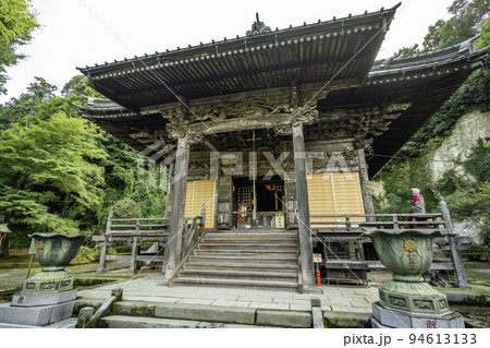 岩殿観音　正法寺　観音堂　埼玉県東松山市 94613133