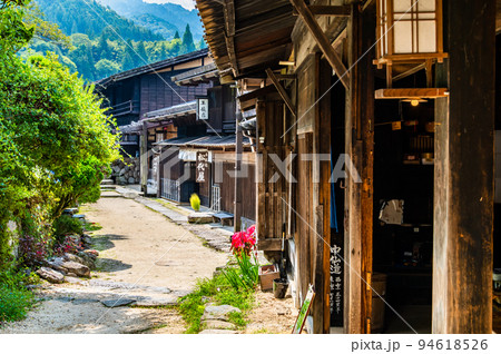 長野県 妻籠宿　～寺下の町並み～ 94618526