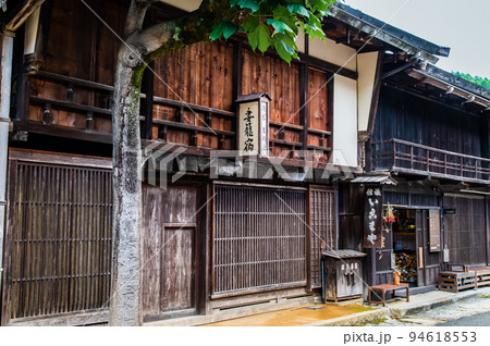 長野県 妻籠宿　～寺下の町並み～ 94618553