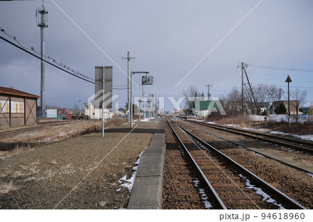 日高本線 鵡川駅 ホーム3 2021年2月 94618960