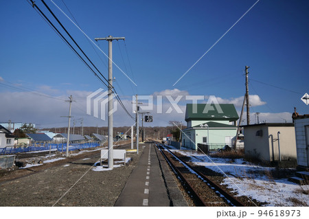 日高本線 日高門別駅 ホーム2 2021年2月 日高本線 日高門別駅 ホーム2 2021年2月 94618973