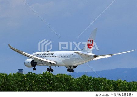 大阪国際空港 JAL 飛行機 着陸態勢 千里川尻 大阪国際空港 JAL 飛行機 着陸態勢 千里川尻 94619197