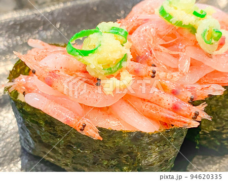 新鮮なさくらえびの軍艦 新鮮なさくらえびの軍艦 94620335