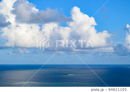 沖縄の無人島コマカ島 沖縄の無人島コマカ島 94621105