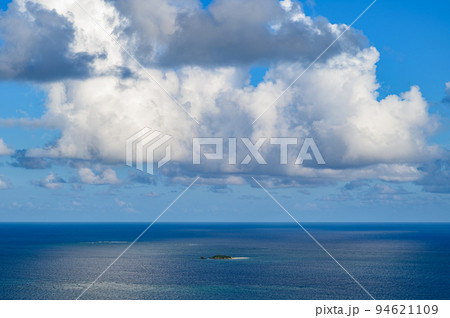 沖縄の無人島コマカ島 沖縄の無人島コマカ島 94621109