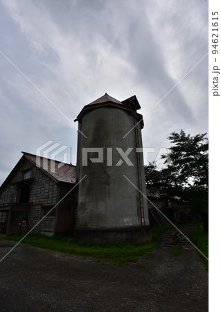 東北　岩手県　滝沢市　雫石町の小岩井農場 94621615