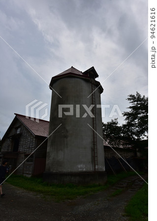 東北 岩手県 滝沢市 雫石町の小岩井農場 東北 岩手県 滝沢市 雫石町の小岩井農場 94621616