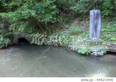 飯盛山　戸の口堰洞穴　会津若松市 94621946