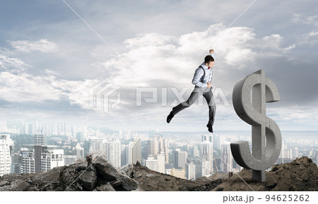 Global business and money concepts. Falling dollar currency. 94625262