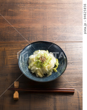 塩キャベツ 94625856
