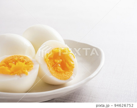 ゆで卵 94626752